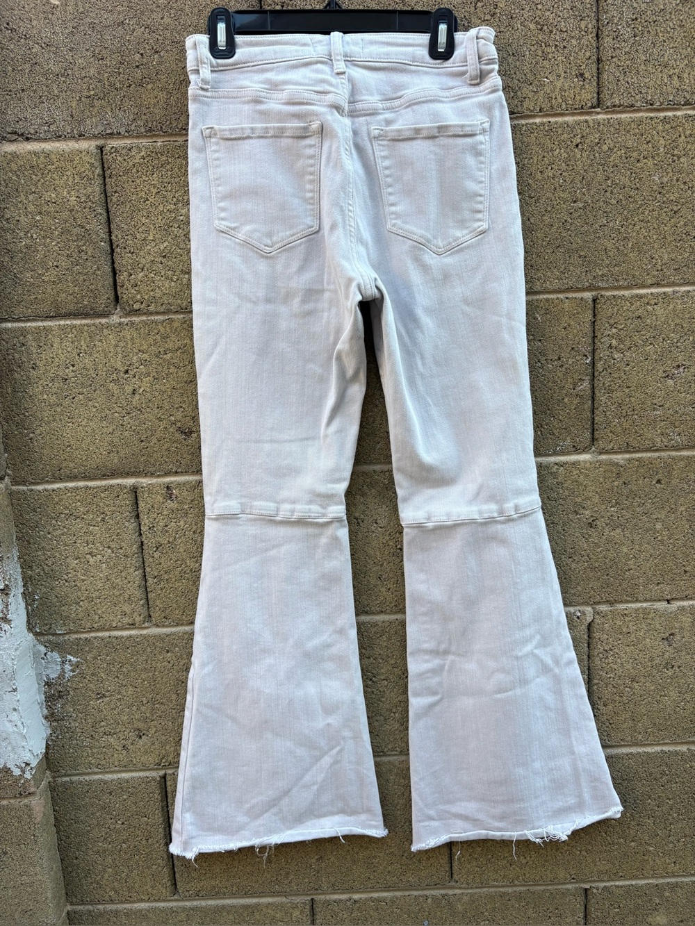 Vervet Parchment - High Rise Raw Hem Super Flare Jeans 29 Cream Tan Natural - Picture 6 of 14